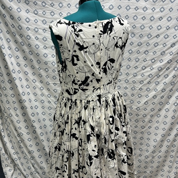 Modcloth Fit and Flare Swing Dress size 18 - Picture 3 of 6